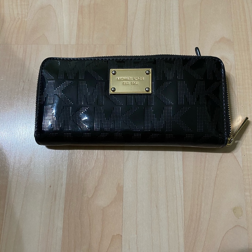 Michael Kors Black Patent Leather Wallet MK